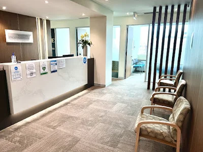 Kingsway Prosthodontics - Dr Ken Hooi