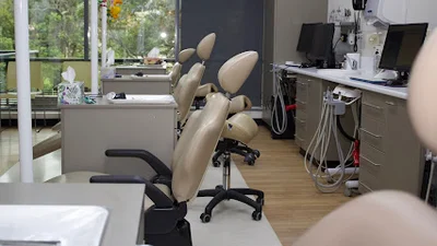 PYMBLE Orthodontist - Dr Ronny Marks